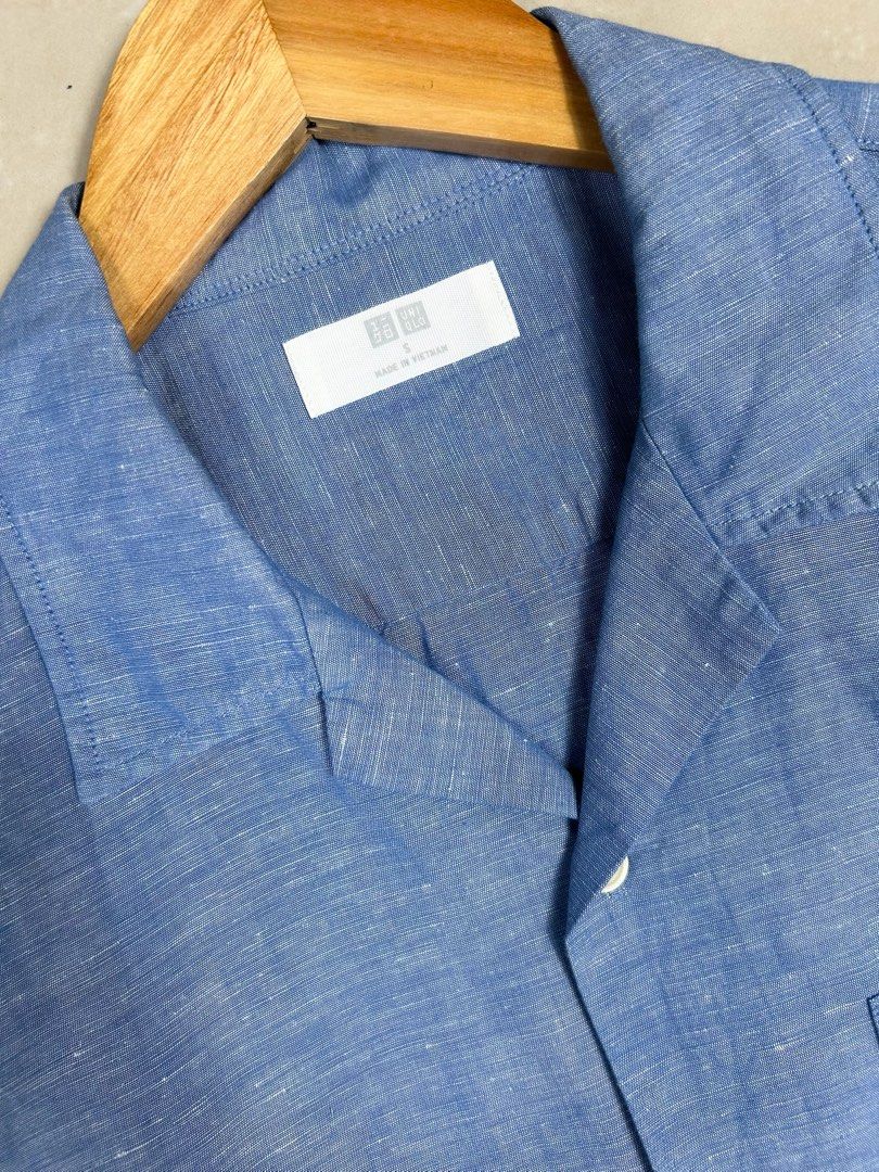 UNIQLO Open collar linen for men (Category: Tshirts & Polo Shirts ) located in Tacloban City. Submitted by his_closetttt23 (Listing ID 1470779448, Image 3). Description: .