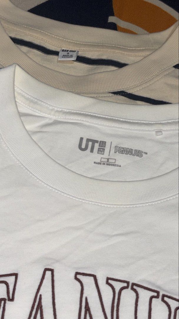 Uniqlo T-shirt Size S (Category: Shirts) located in Munoz. Submitted by joanadelara (Listing ID 1470840197, Image 1). Description: - Brand: Uniqlo - Design: Peanuts Snoopy graphic and Striped Tee - Size: Small (S) - Condition: Excellent, ready to wear.