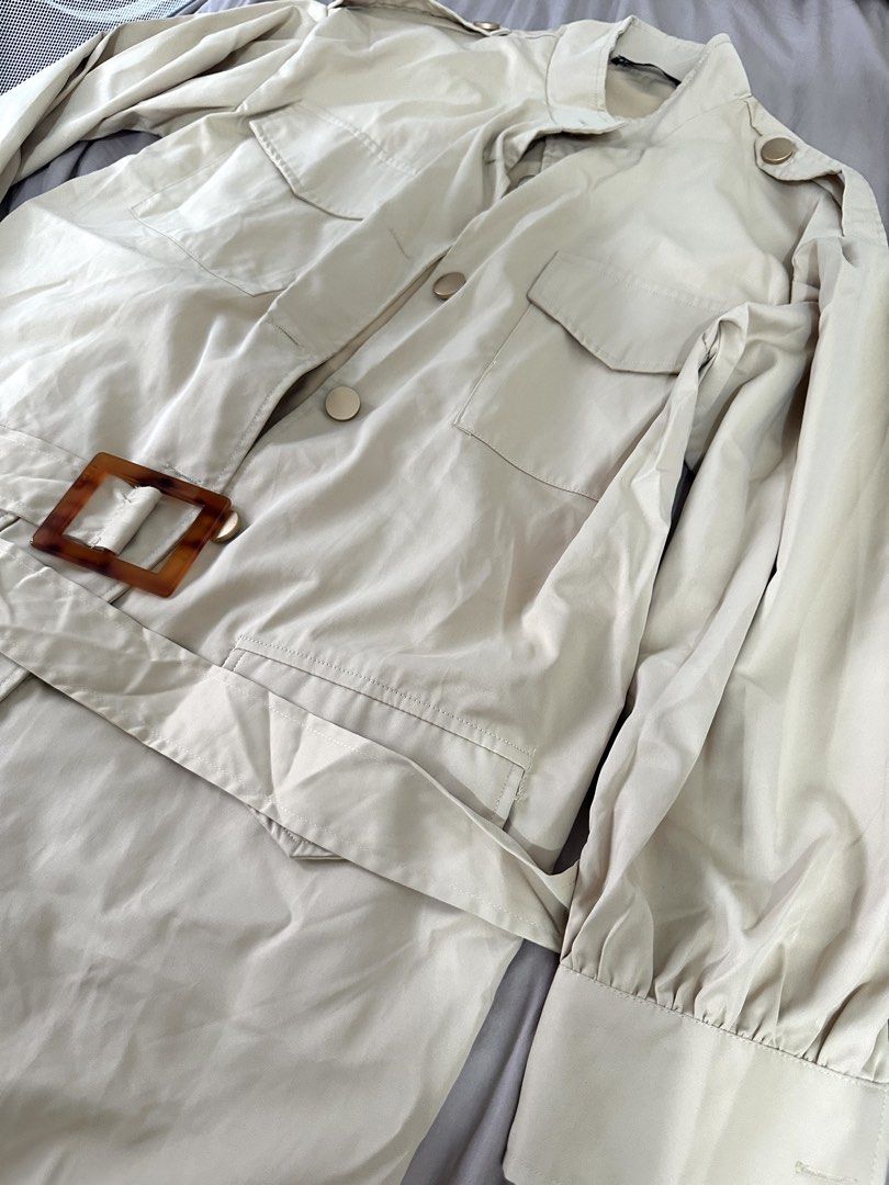 Unused Shein Coat size S (Category: Coats, Jackets and Outerwear) located in Calamba. Submitted by michi.194 (Listing ID 1470764730, Image 2). Description: Unused - washed Shein Coat Size S Rfs: too big for me very pretty Honest condition is indicated .