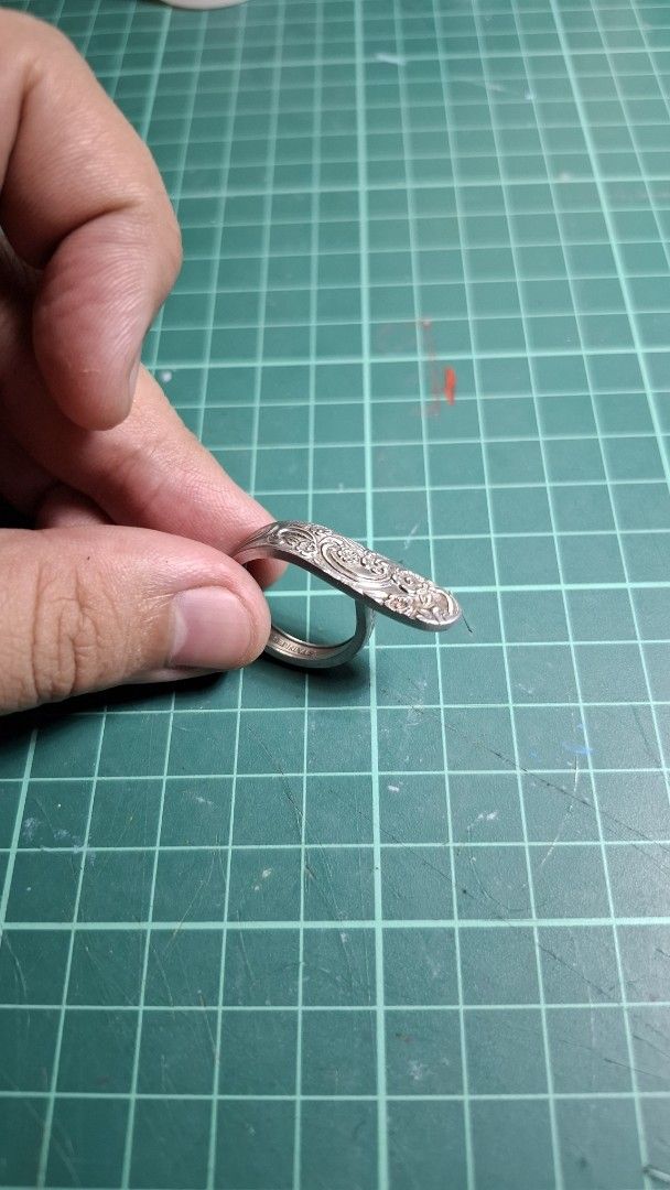 Upcycled Spoon Ring Floral Pattern Stainless Steel (Category: Rings) located in Valenzuela. Submitted by kneeko (Listing ID 1470876945, Image 3). Description: RINGS MADE FROM CUTLERY/KUBYERTOS Size (Inner Diameter) : approx. 19mm DIY rings from various types of cutlery sourced from ukays and surplus shops. Quality can vary, but will indicate flaws. Material is stainless steel. LAST PRICE POSTED! Colors of the item are not accurate to the photo du