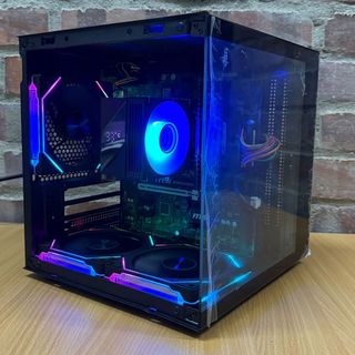 (Category: ) located in . Submitted by hw.techpc (Listing ID 1470767713, Image 1). Description: .