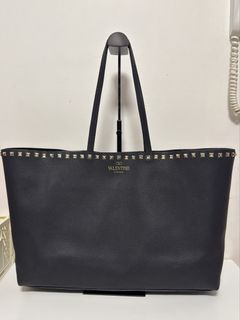 (Category: ) located in . Submitted by shoulderfashion (Listing ID 1470870367, Image 1). Description: .