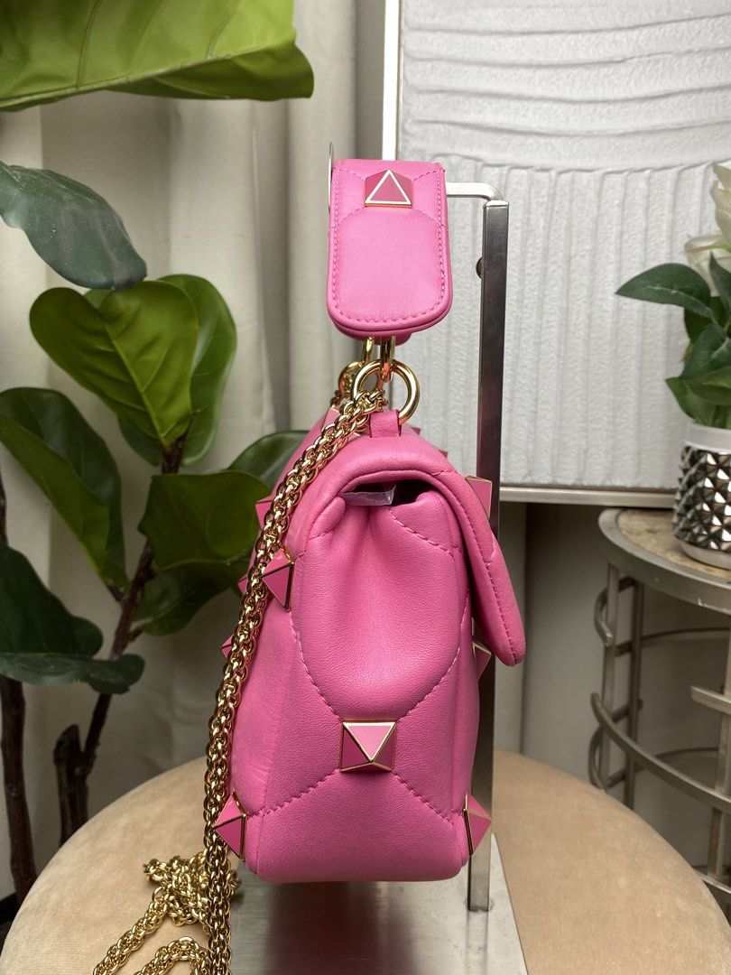 Valentino Studpink (Category: Announcements) located in Manila. Submitted by eliseohana (Listing ID 1470769713, Image 3). Description: .