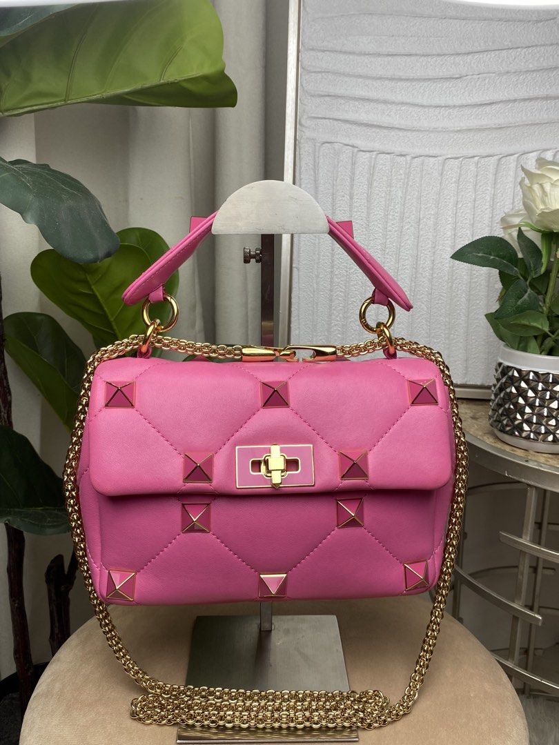 Valentino Studpink (Category: Announcements) located in Manila. Submitted by eliseohana (Listing ID 1470769713, Image 1). Description: .