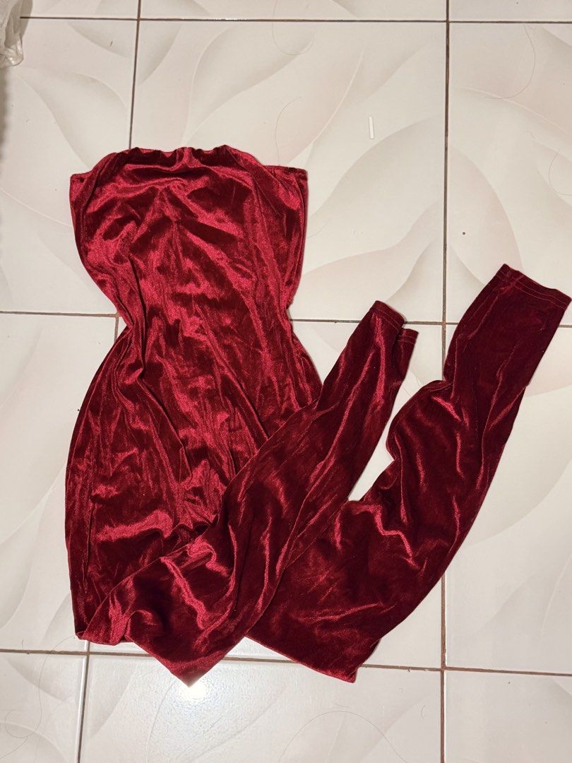 VAMPIRE HALLOWEEN COSTUME (Category: Dresses) located in Bacoor. Submitted by nd.clothing (Listing ID 1470812548, Image 3). Description: .
