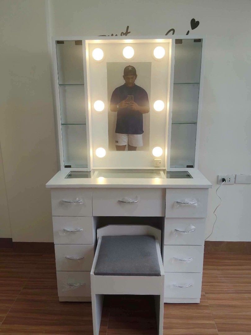 Vanity dresser (Category: Other Home Furniture) located in Mabalacat. Submitted by joemamangun01 (Listing ID 1470837537, Image 2). Description: .
