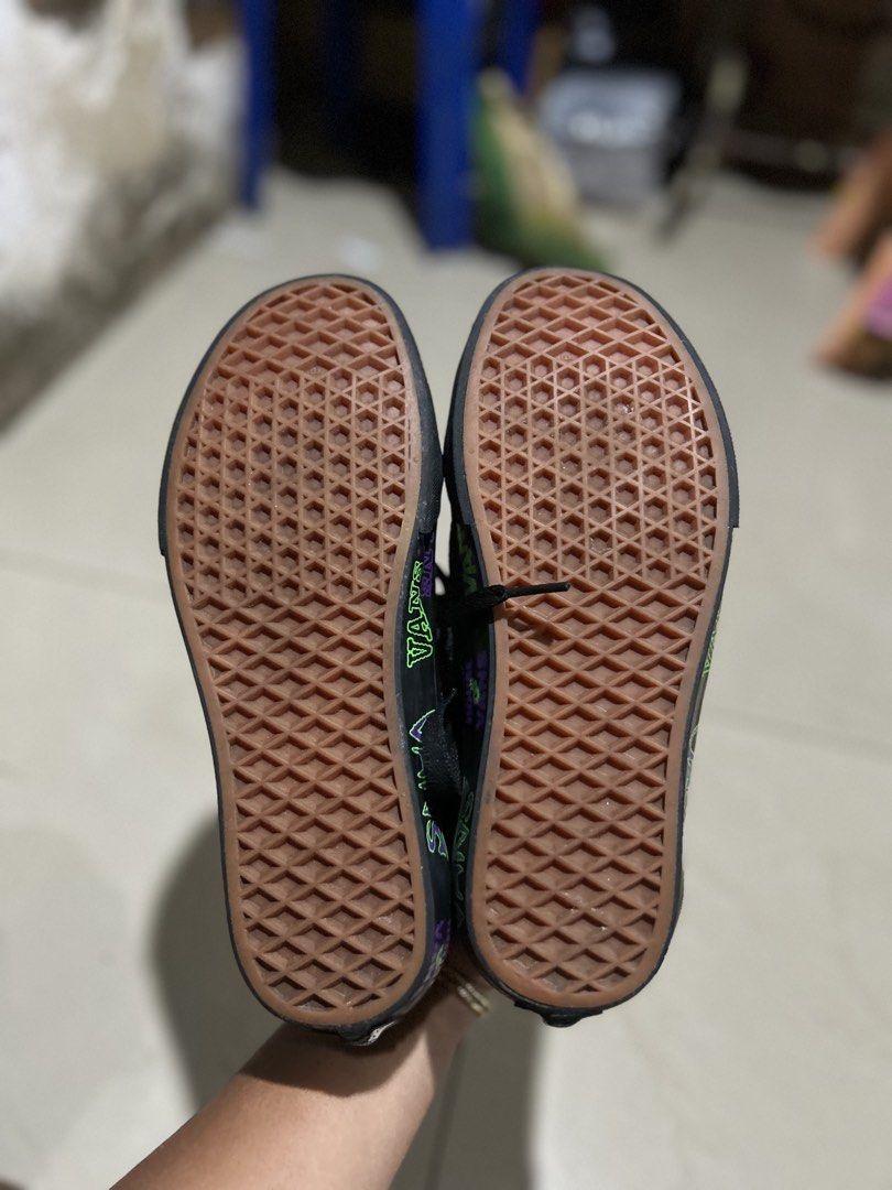 Vans (Category: Sneakers) located in Cebu City. Submitted by cyrilk1cks (Listing ID 1470857173, Image 3). Description: .