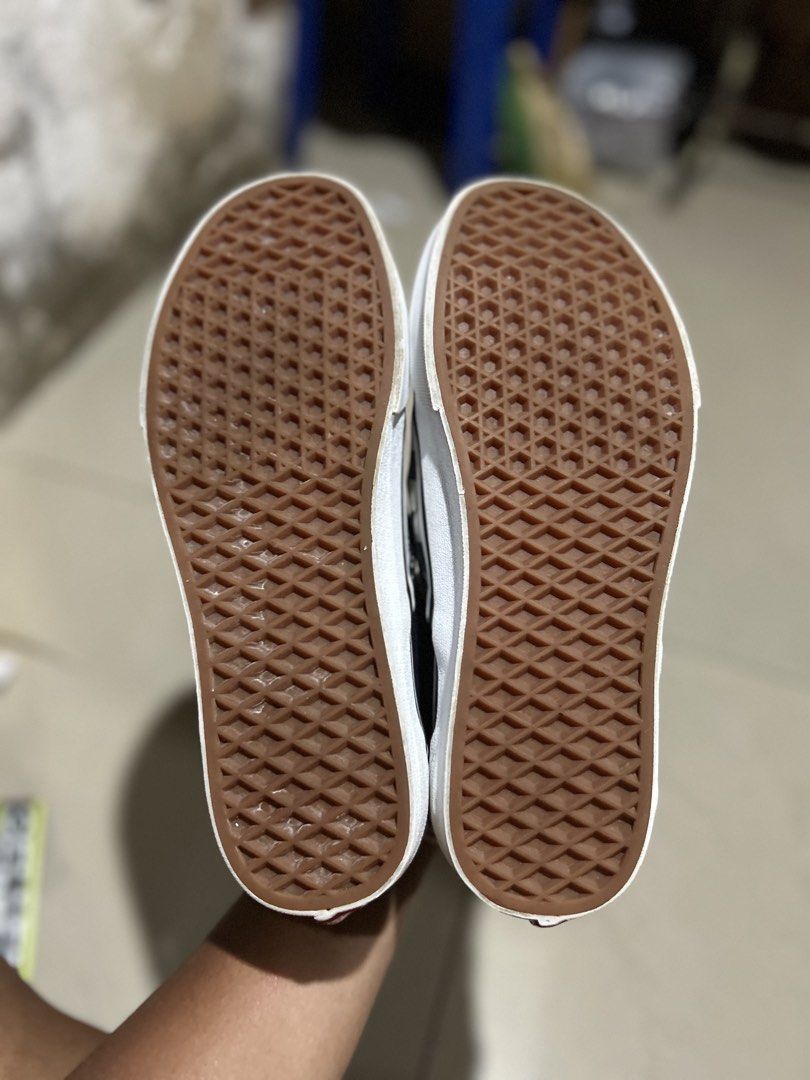 Vans (Category: Sneakers) located in Cebu City. Submitted by cyrilk1cks (Listing ID 1470858209, Image 3). Description: .