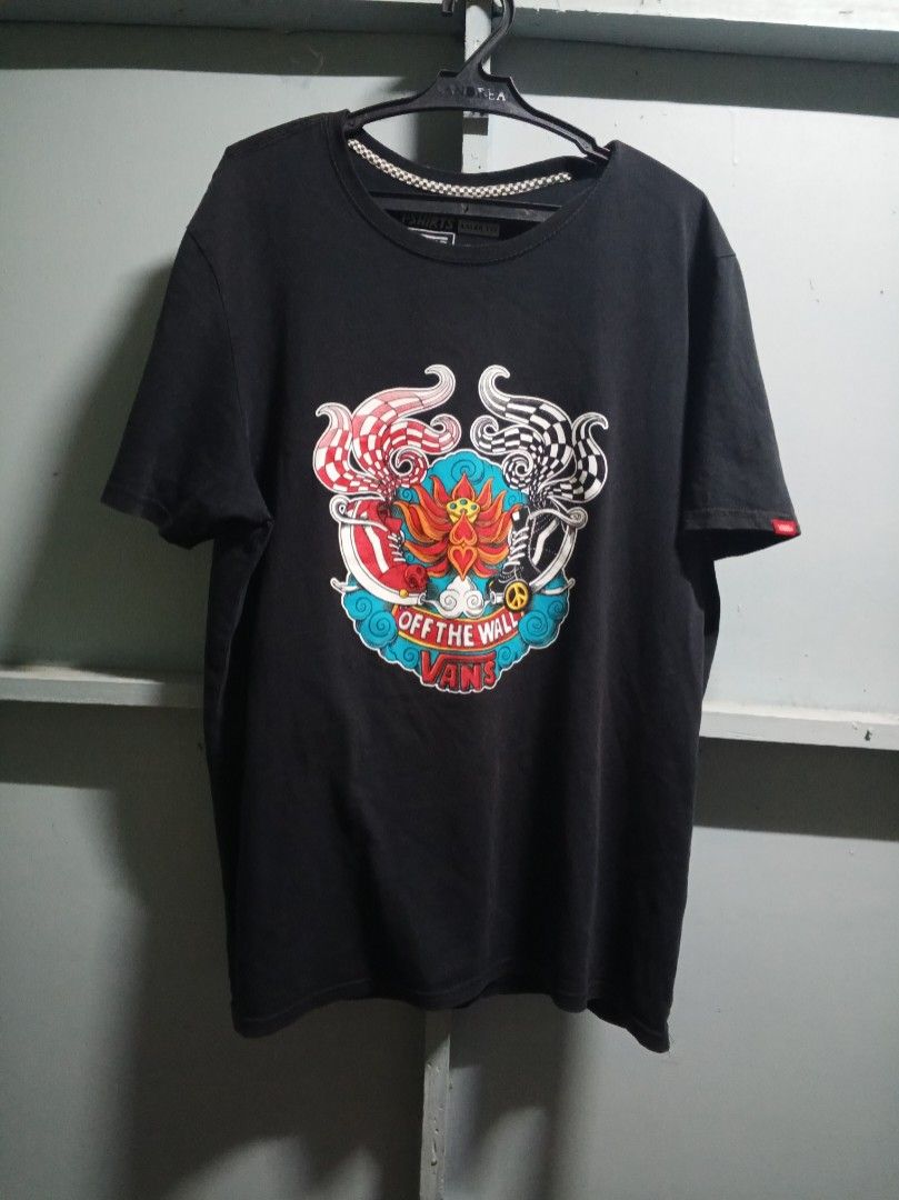VANS ART TEES(FOR ASPACK) (Category: Tshirts & Polo Shirts ) located in Aparri. Submitted by toogood2bethrift (Listing ID 1470828701, Image 2). Description: VANS ART TEES (small to med) SHOES ART:(21 BY 26) SKULL ART: (19 BY 26) CONDITION : GOOD COLOR RATE: 9.5./10 PA BOTH TAGS: COMPLETE 375 PESOS SHIPPED!.