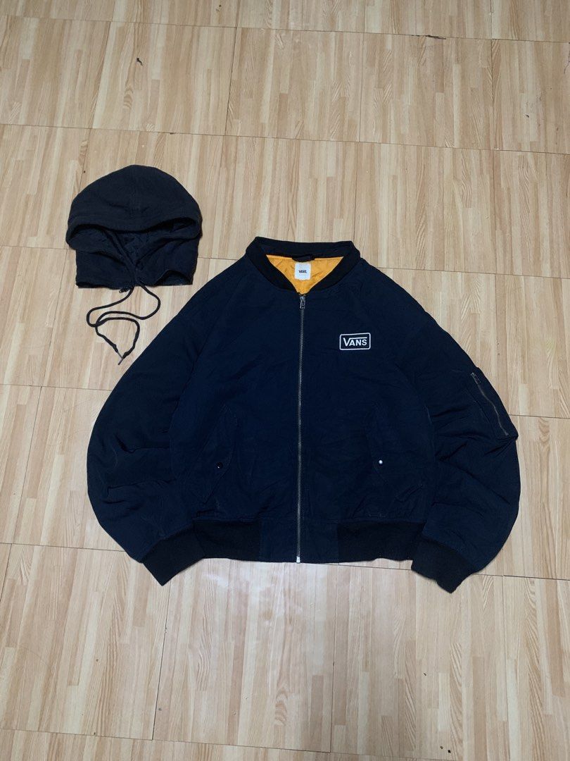 VANS BOOM BOOM III BOMBER JACKET (Category: Coats, Jackets and Outerwear) located in Rizal. Submitted by uniii_011 (Listing ID 1470829382, Image 1). Description: W: 23.5 L: 24.5 minimal paint stain .