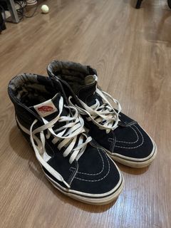 (Category: ) located in . Submitted by gio.clothes (Listing ID 1470920195, Image 1). Description: .