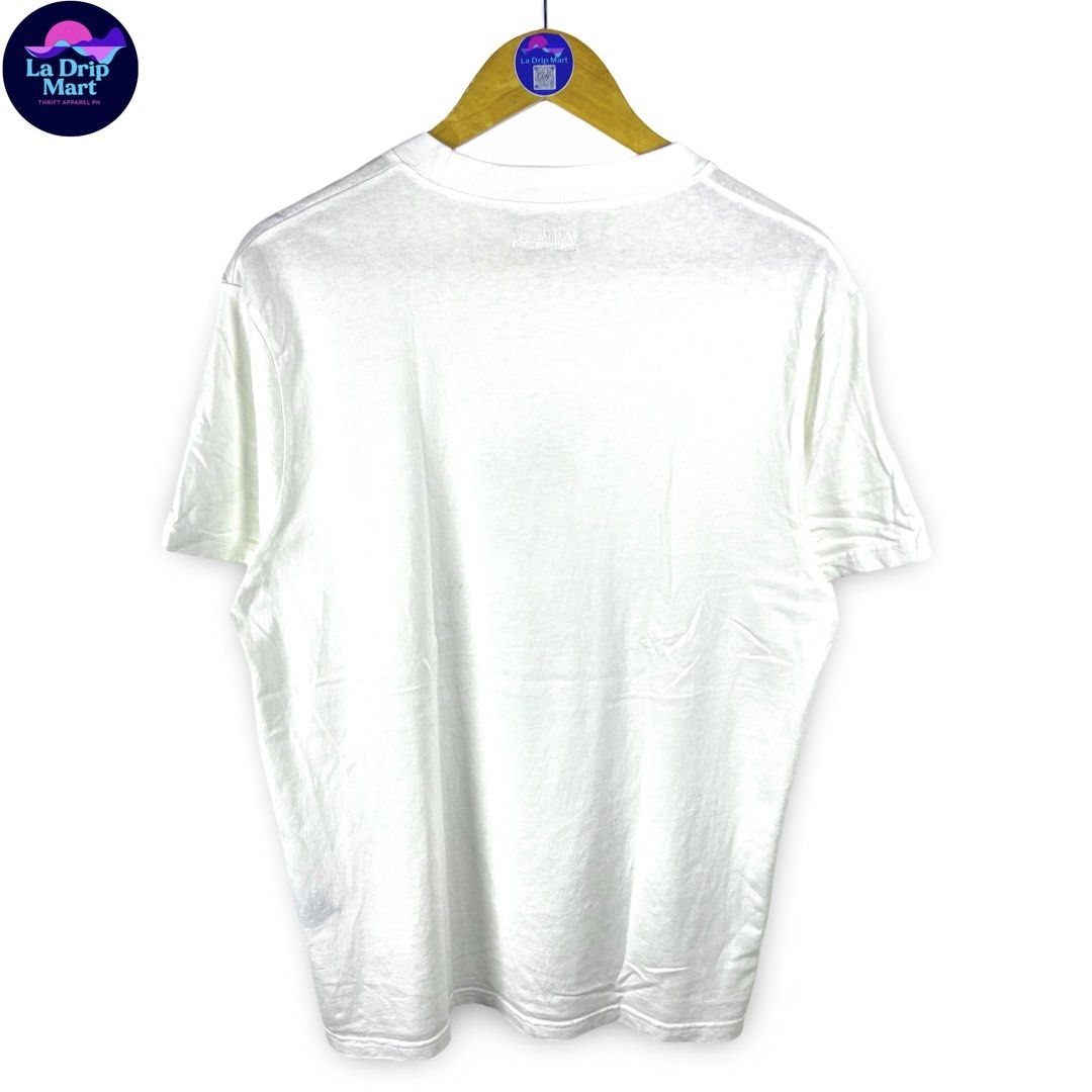 ‎“VETEMENTS” LOVE IS US GRPHC TEE (Category: Tshirts & Polo Shirts ) located in Taguig. Submitted by ldm.ph (Listing ID 1470746594, Image 2). Description: ‎(LDM-D-0247) ‎Size:ACTUAL FIT:L-XL ‎Dimensions ‎Inches width:21 ‎Inches length:29 ‎Condition: GOOD AS NEW ‎Color rate:10 ‎Flaws:❌ ‎(READY TO WEAR).