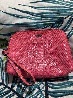 (Category: ) located in . Submitted by authentic_preloved_by_elca (Listing ID 1470817190, Image 1). Description: .