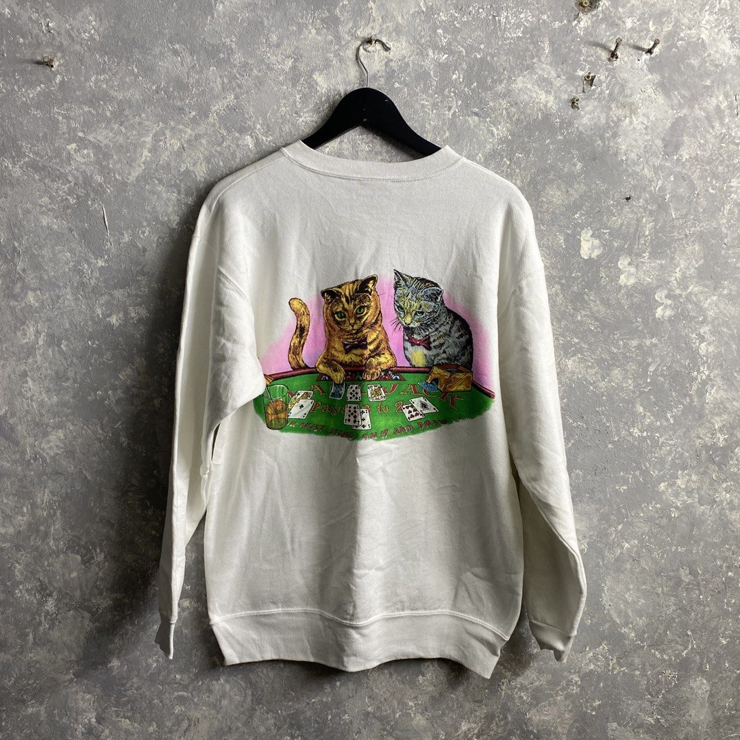 Vintage 90s Cats Crewneck (Category: Coats, Jackets and Outerwear) located in Pasig City. Submitted by lumangkamisa (Listing ID 1470930392, Image 2). Description: Medium on tag but fits Large Oneita tag.