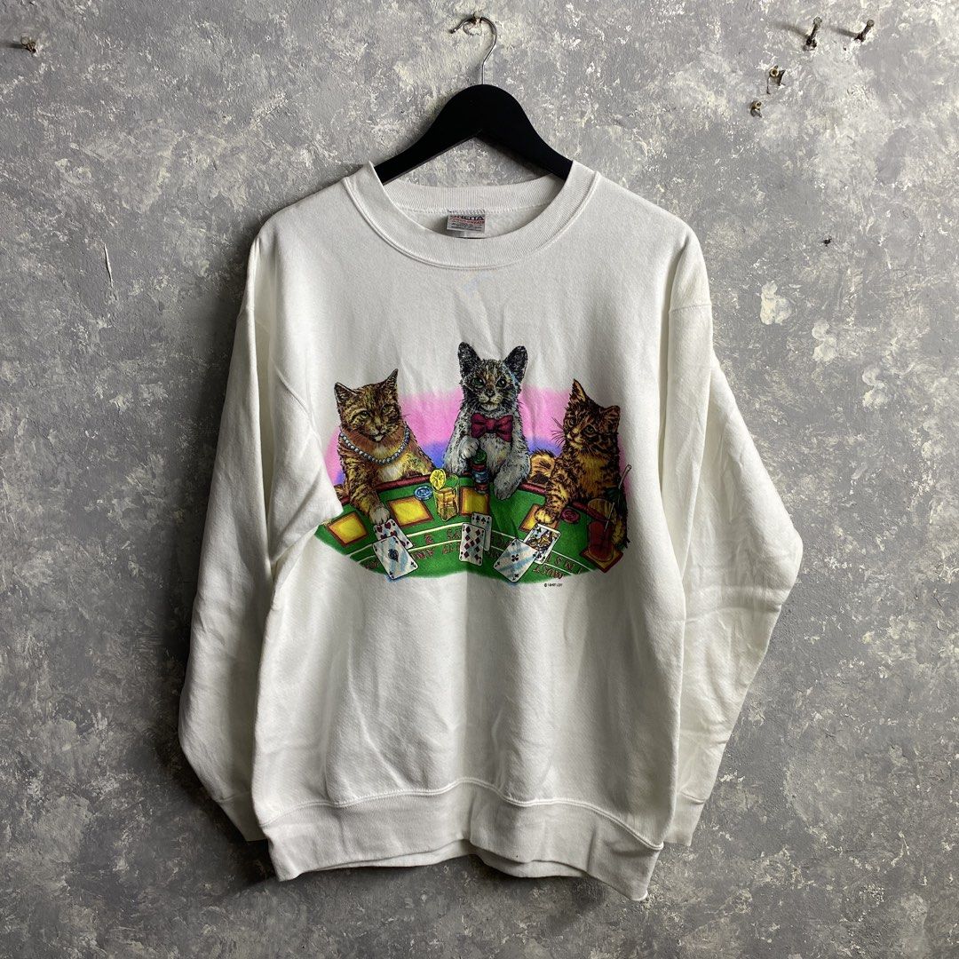 Vintage 90s Cats Crewneck (Category: Coats, Jackets and Outerwear) located in Pasig City. Submitted by lumangkamisa (Listing ID 1470930392, Image 1). Description: Medium on tag but fits Large Oneita tag.