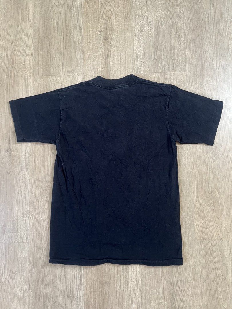 Vintage 90s Oneita Power-T Tee (Category: Tshirts & Polo Shirts ) located in Angeles City. Submitted by mark.happenss (Listing ID 1470821976, Image 3). Description: Vintage 90s Oneita Power-T ‘Seattle Pike Place Market’ Tee Single stitch all the way Waist: 20 Length: 26.