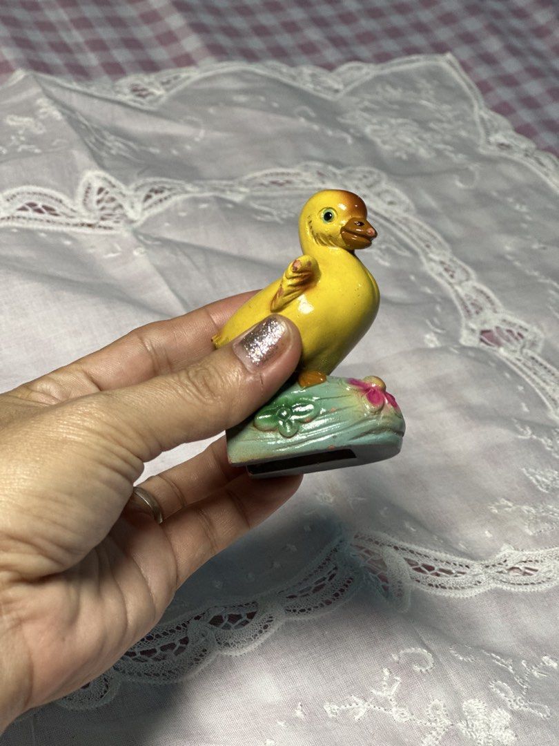 vintage ceramic duckling figurine pencil sharpener (Category: Vintage Collectibles) located in Davao. Submitted by favoritepreloved (Listing ID 1470870841, Image 2). Description: 💜 7cm height.