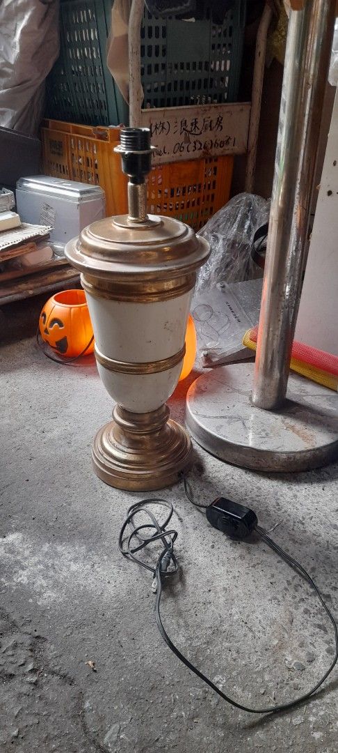Vintage Gold Table Lamp without shade (Category: Lighting) located in Valenzuela. Submitted by newbear.425b6e (Listing ID 1470773410, Image 2). Description: vintage gold table lamp 1500 only. surplus. as is. working.
