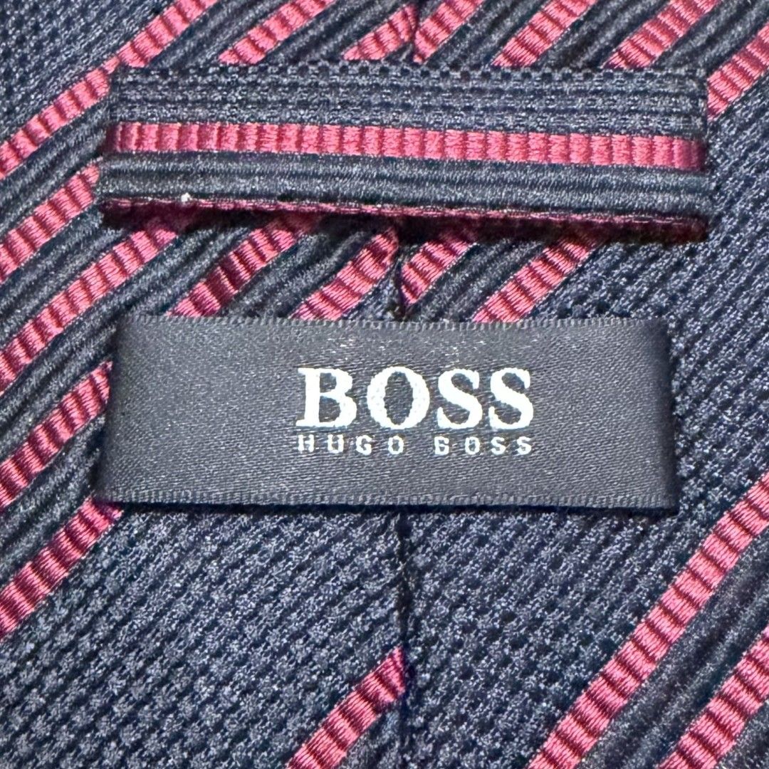 VINTAGE HUGO BOSS SILK NECKTIE (Category: Ties) located in Dinalupihan. Submitted by aizzeestuffs (Listing ID 1470820098, Image 3). Description: Color may vary due to lighting. Pm for more Details. Old Money Luxury Designer..