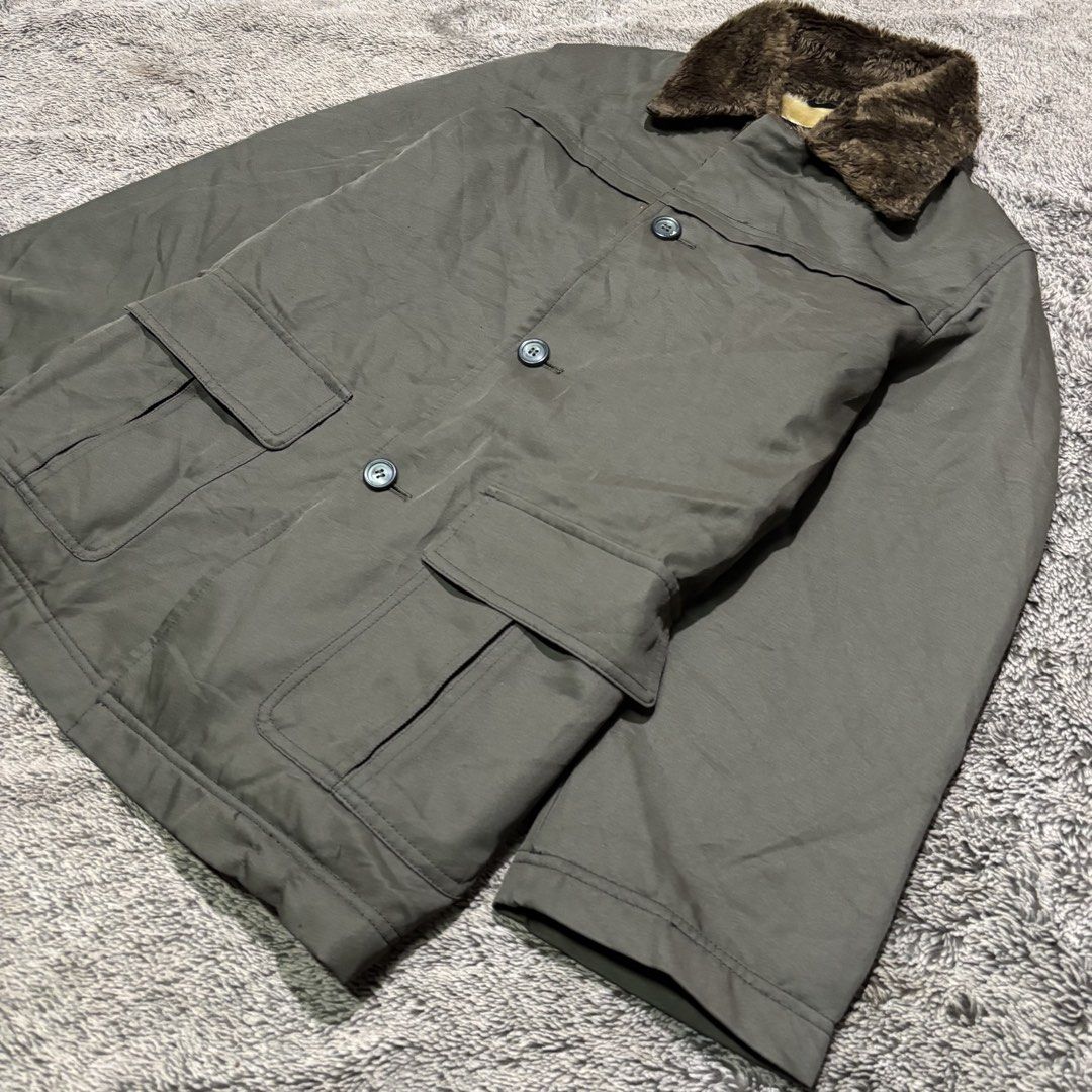 Vintage N-1 Deck Jacket (Category: Coats, Jackets and Outerwear) located in La Trinidad. Submitted by lygin (Listing ID 1470852910, Image 2). Description: Price : 80 pesos Brand : Aronde Type : Vintage N-1 Deck Jacket Size: Medium Width : 23” Length : 29” Condition : Excellent Color rate : 10/10 PS : Soft and cozy yung inner lining sobrang comfy nya rin sa balat di nakakairritate - Color May Vary Due To Lightings.