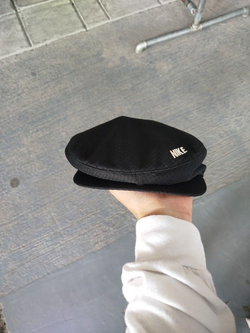 Vintage nike berret (Category: Caps & Hats) located in Mandaluyong City. Submitted by ren2o_cru2 (Listing ID 1470832873, Image 1). Description: for sale vintage berret hat good as new no issue.