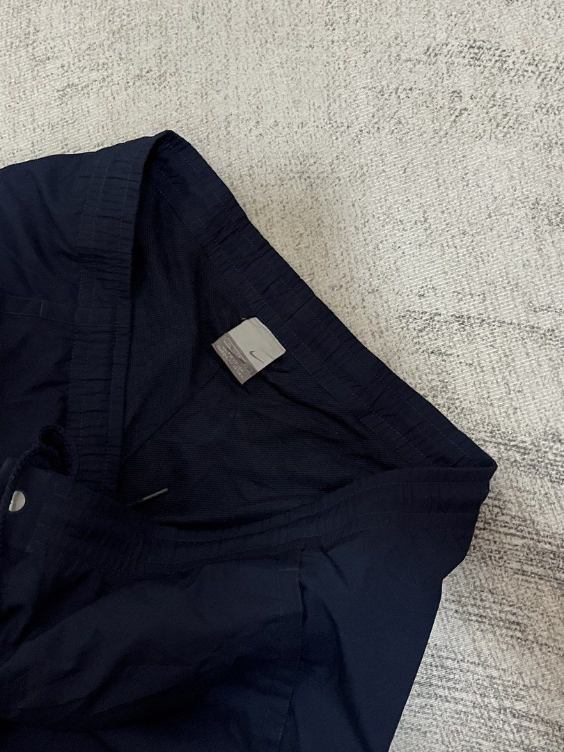Vintage Nike pants (Category: Joggers) located in Manila. Submitted by thrift2jerusalem.202 (Listing ID 1470848556, Image 3). Description: .