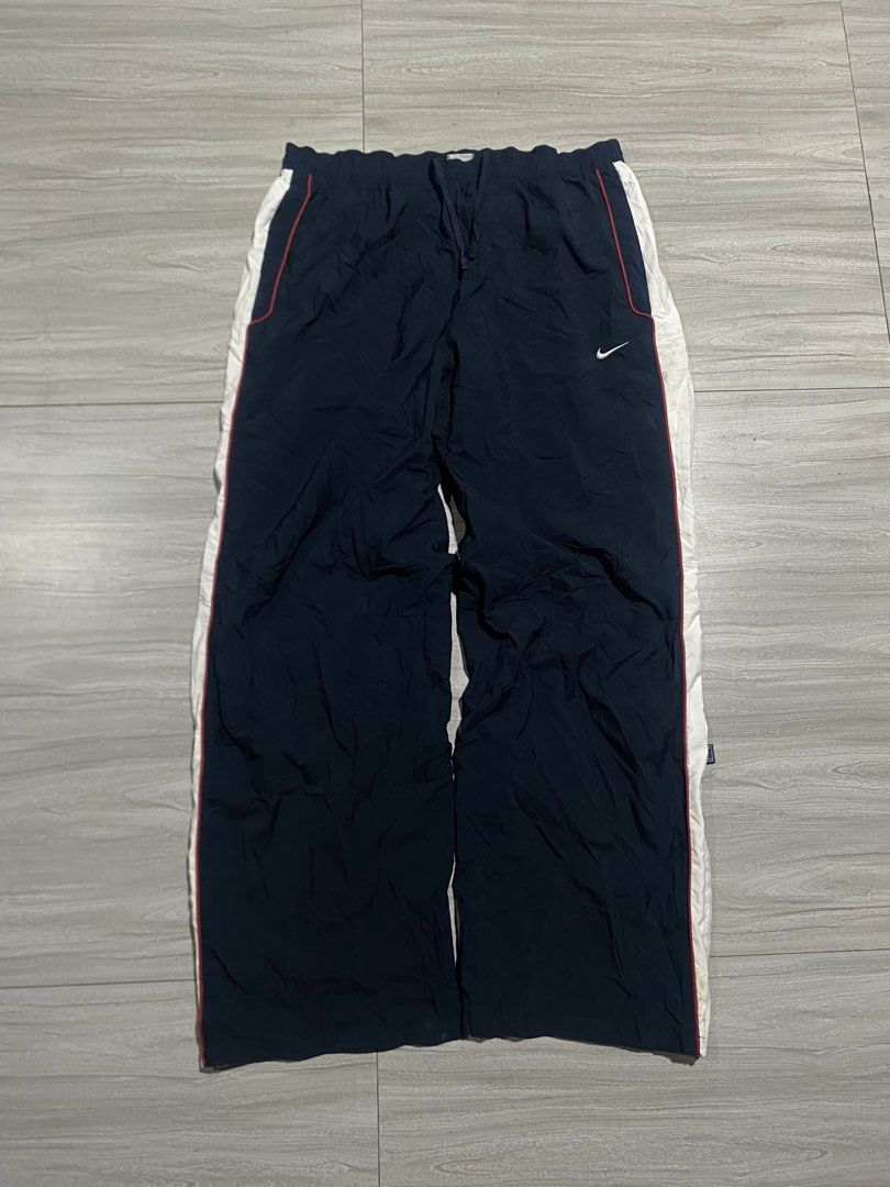 Vintage nike track pants (Category: Joggers) located in Bacolod City. Submitted by bnta_bounce (Listing ID 1470873273, Image 1). Description: Flaws:minimal stain / washable Length 39 Waist 30-37 Leg hole 10.