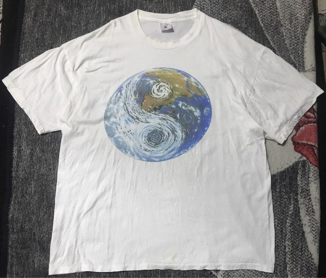 Vintage project earth (Category: Tshirts & Polo Shirts ) located in Manila. Submitted by historicthrift (Listing ID 1470882357, Image 1). Description: Size Xl.