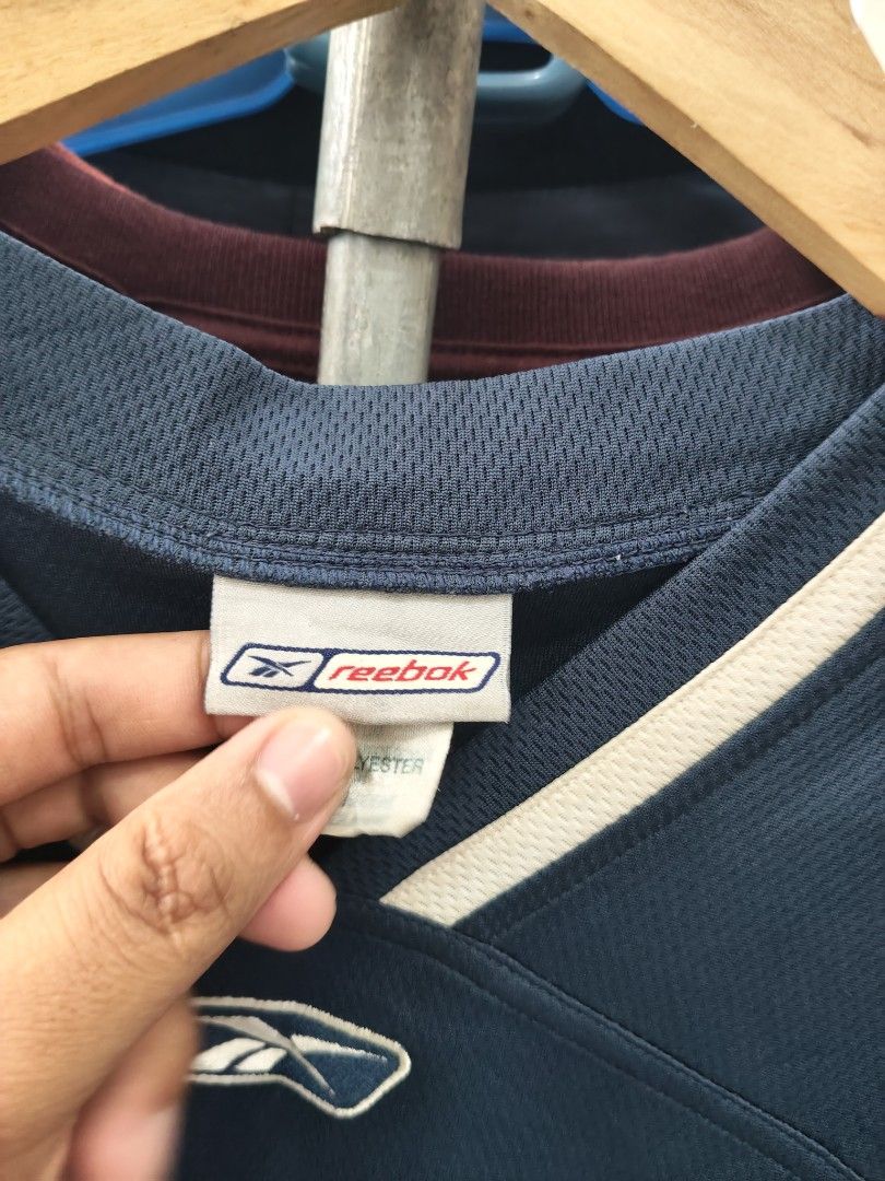 Vintage Reebok Jersey (Category: Activewear) located in Cabadbaran. Submitted by jem1124 (Listing ID 1470767062, Image 3). Description: 23.5x27.5 excellent condition No issue.