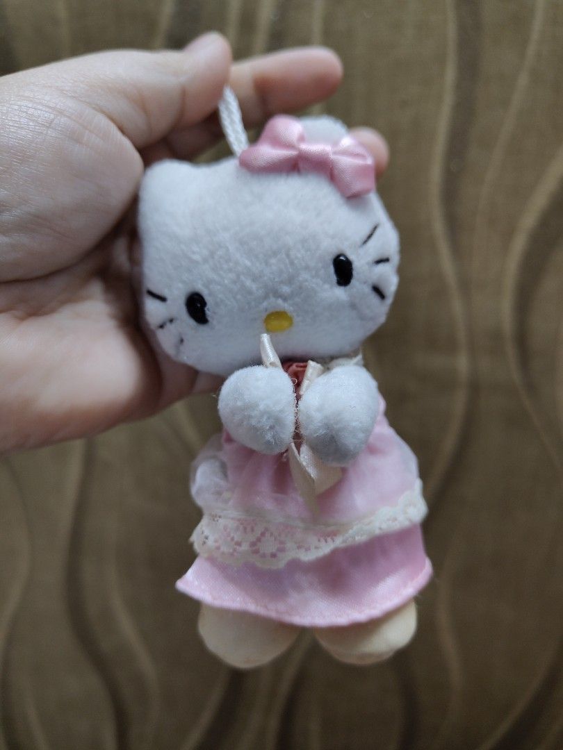 vintage Sanrio Hello Kitty Plush Charm (Category: Plushies & Soft Toys) located in Santa Rosa. Submitted by mmps249.1 (Listing ID 1470866961, Image 1). Description: Crossposted Mine now, pay now shipping courier: JRS only Gcash payment upon order No reservations.