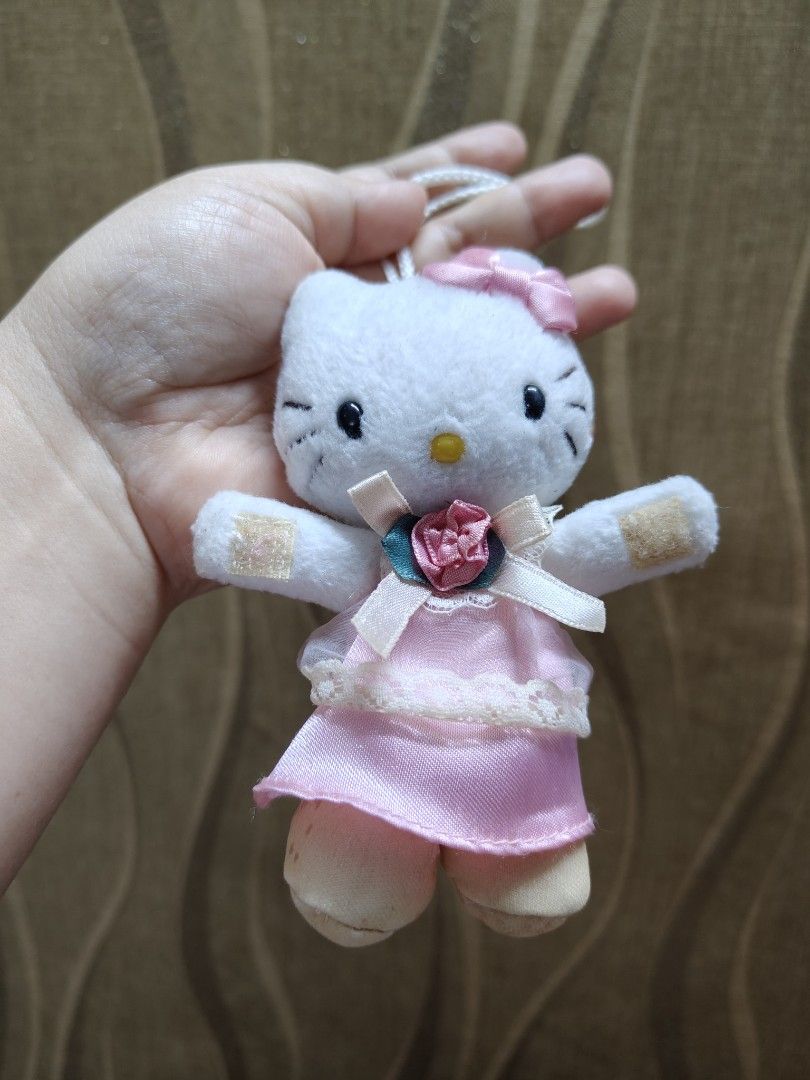 vintage Sanrio Hello Kitty Plush Charm (Category: Plushies & Soft Toys) located in Santa Rosa. Submitted by mmps249.1 (Listing ID 1470866961, Image 2). Description: Crossposted Mine now, pay now shipping courier: JRS only Gcash payment upon order No reservations.
