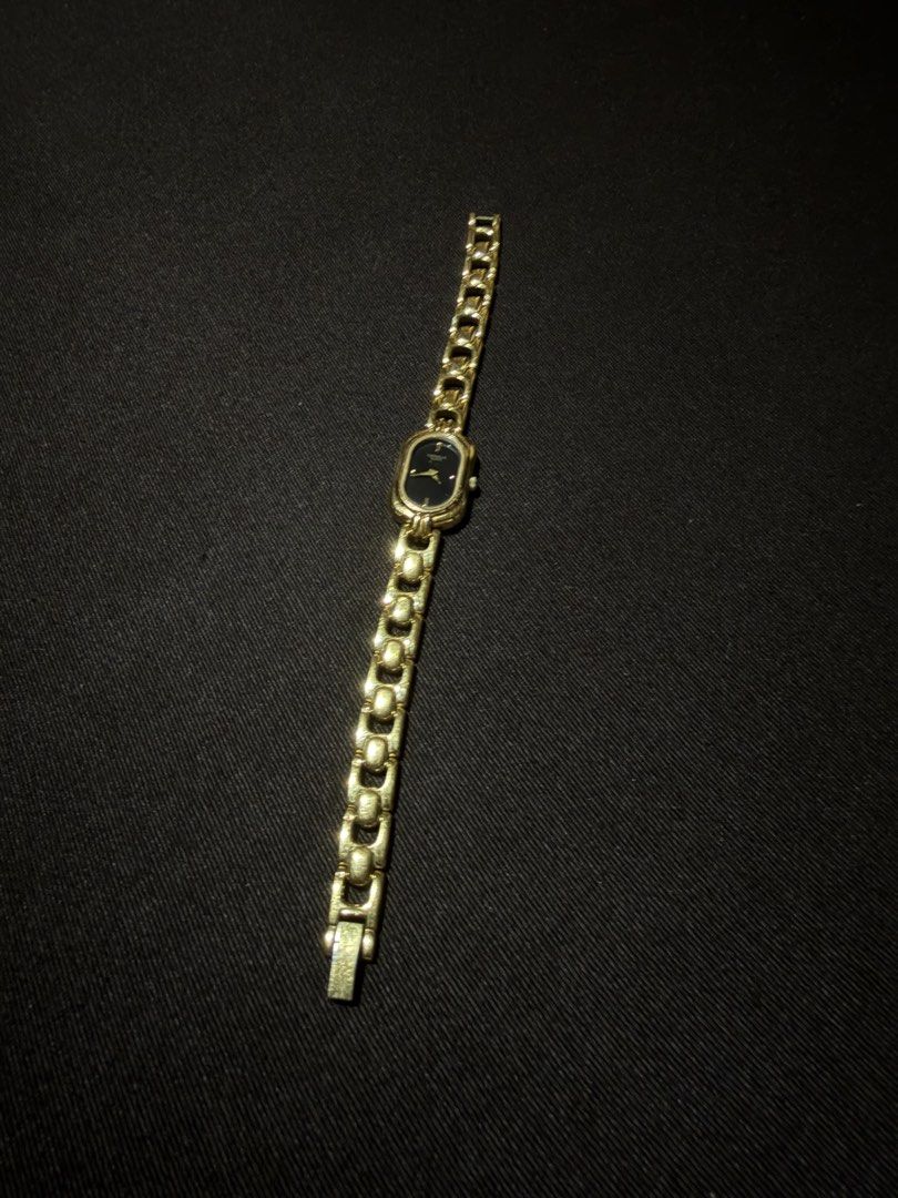 Vintage watch for women (Category: Women's Watches) located in Davao. Submitted by thebestthingsofjane (Listing ID 1465822595, Image 2). Description: Details: Brand: Caravelle by Bulova Style: Vintage / Classic Dial: Black oval dial Case & bracelet: Gold tone Original purchase price: ₱6,191.10 Selling price: ₱4,000 only Purchased from Clockwork Vintage Unique and eye-catching vintage shape No seconds hand, consistent with its vintage design Letti