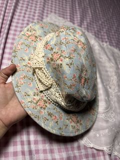 (Category: ) located in . Submitted by favoritepreloved (Listing ID 1470910490, Image 1). Description: .