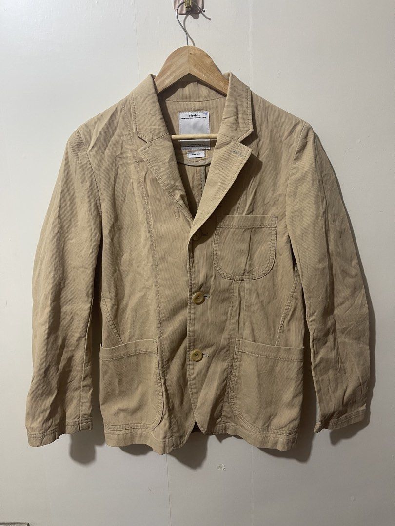 Visvim jacket authentic (Category: Hoodies) located in Tarlac. Submitted by kennethdelacruz (Listing ID 1470884877, Image 1). Description: 18x26(Medium fit) excellent condition .
