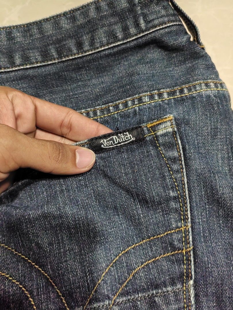Von Dutch jeans (Category: Jeans) located in Samal. Submitted by rj_thrift (Listing ID 1470869349, Image 3). Description: Size 36x37 No issue Crispy condi Excellent Vintage.