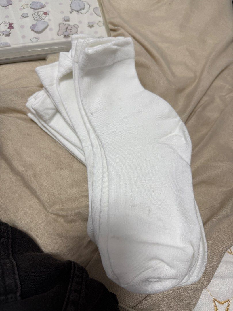 White Ankle Socks Bundle (Category: Socks & Tights) located in Singapore. Submitted by uuhjgg (Listing ID 1470864607, Image 1). Description: - Bundle of clean, fresh white ankle socks - Made with a comfortable cotton blend for daily wear - Versatile style, easy to match with sneakers or loafers - Essential everyday basics at a great value.