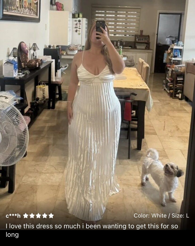 White Elegent Pleated Dress (Category: Dresses) located in Lipa City. Submitted by makifugg (Listing ID 1470808528, Image 3). Description: when worn photos from shein reviews Sinukat ko lang to. I bought a bunch of dresses kasi for an event .