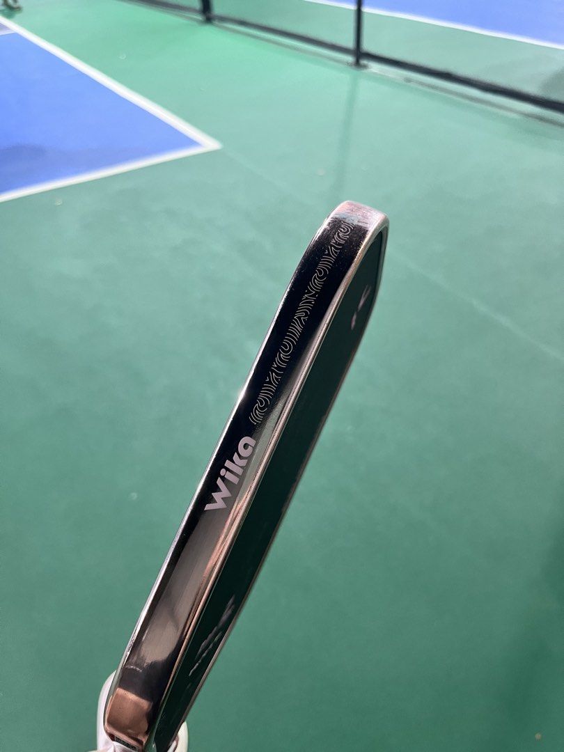 Wika Bao Fire Evolution 2 Pickleball Paddle 💗� (Category: Racket and Ball Sports) located in Iloilo. Submitted by trxfinds.ph (Listing ID 1470871108, Image 2). Description: Sleek black design with pink accents! Perfect for players who want a stylish paddle on the court while bringing their game to the next level. ✨ Details: Brand: Wika Model: Bao Fire Evolution 2 Thickness: 16mm Stylish black and pink design Comfortable, textured grip Great for 