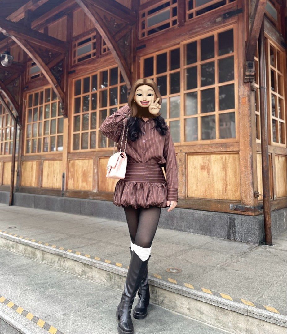 Winter/Autumn Brown Outfit Coords Set (Category: Sets or Coordinates) located in Cavite. Submitted by lizafernandez (Listing ID 1470800251, Image 1). Description: Longsleeve polo and Balloon Skirt Set.