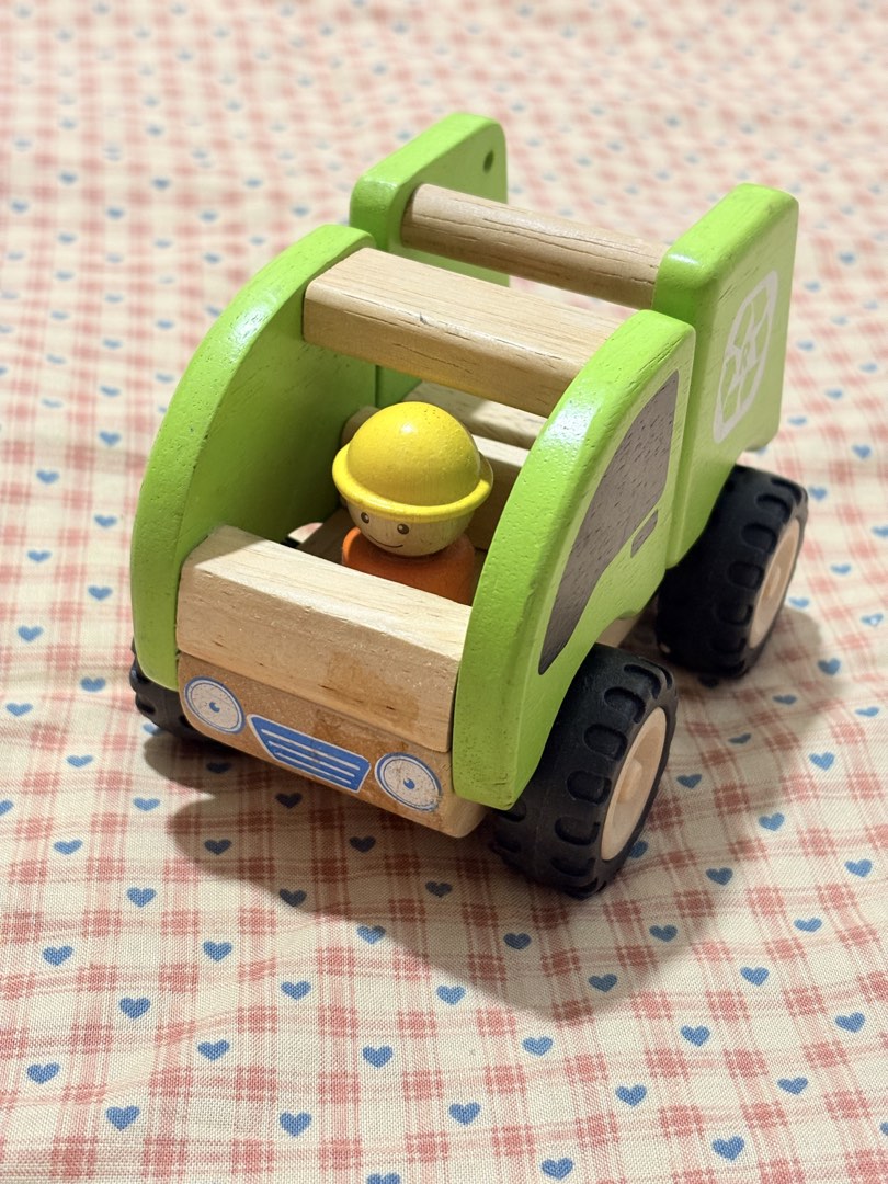 Wonderworld Wooden Recycling Truck Toy, Toys & Collectibles, Toys ...