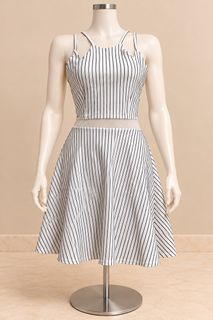 (Category: ) located in . Submitted by zellethrifts (Listing ID 1469299865, Image 1). Description: .