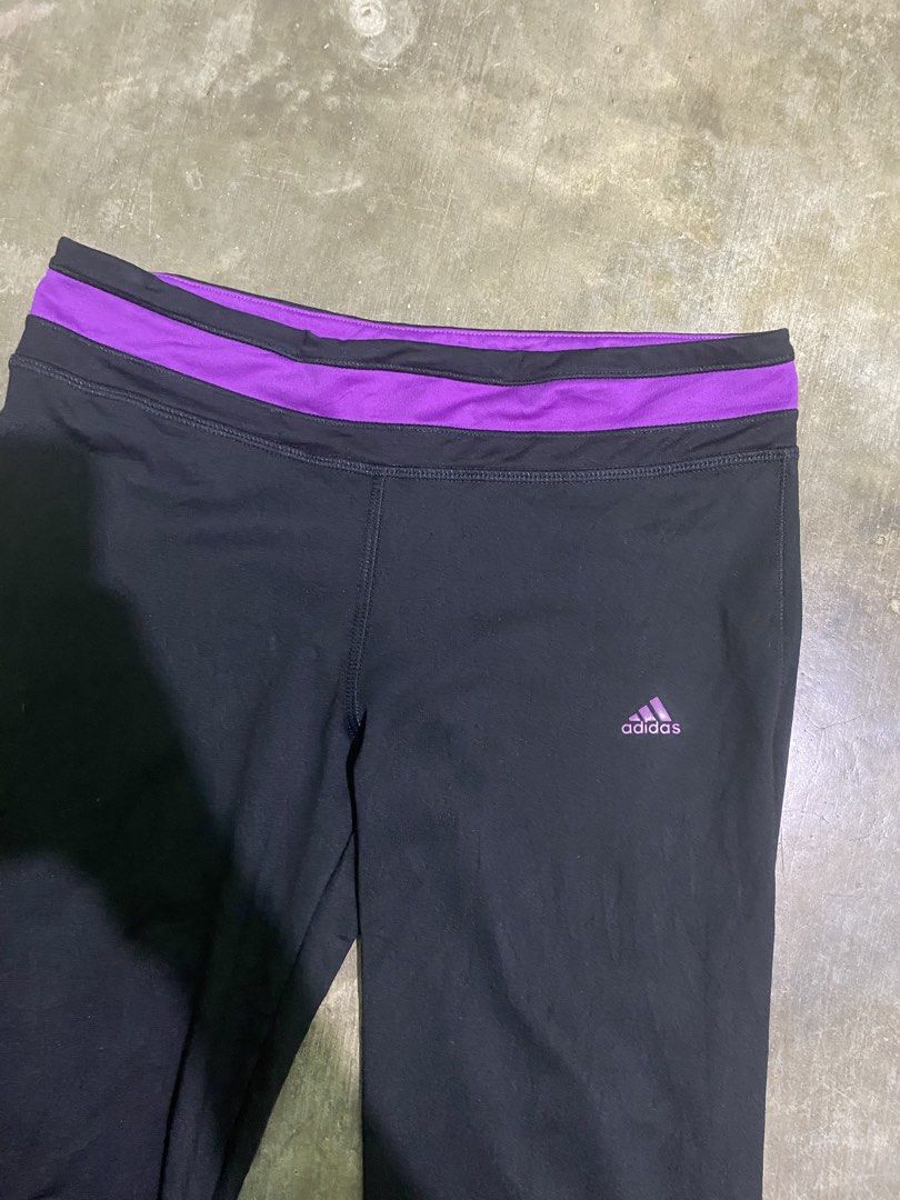 y2k adidas flare pants (Category: Activewear) located in Palayan City. Submitted by erae_lf (Listing ID 1470899108, Image 2). Description: issue check last photos like new fabric 9/10 overall size L on tag waist: 30-34” length: 38.5” opening: 8.5” dm location: Palayan City Nueva Ecija.