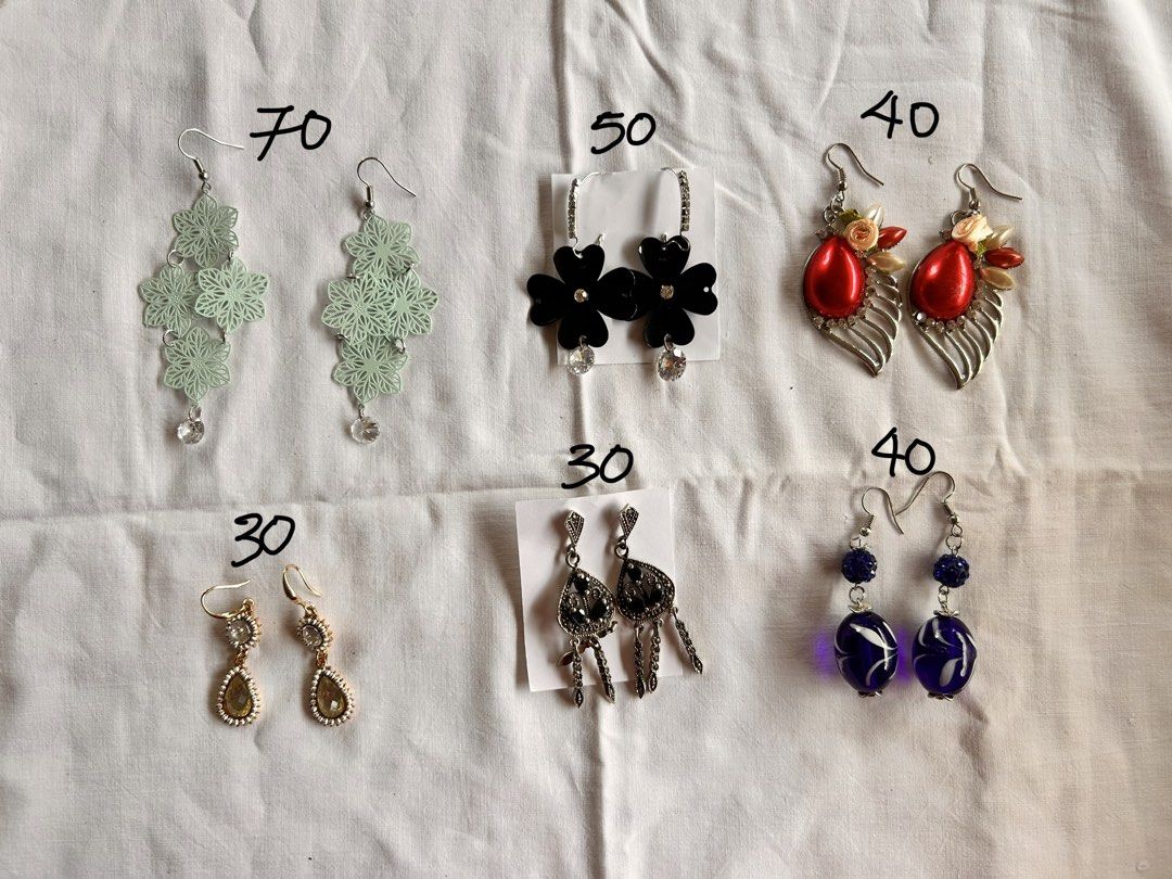 Y2k Chunky Colorful Trendy Earrings (Category: Earrings) located in Pinamalayan. Submitted by _dragonfly (Listing ID 1470777402, Image 2). Description: Prices in the 2nd photo incase you missed it.