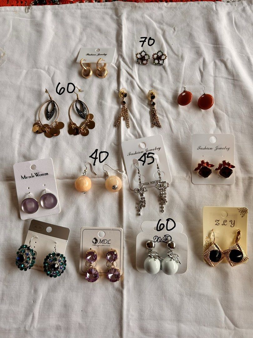Y2k Colorful Chunky Earrings (Category: Earrings) located in Pinamalayan. Submitted by _dragonfly (Listing ID 1470778122, Image 2). Description: Prices in the second photo incase you missed it. Items without prices are 30 pesos.