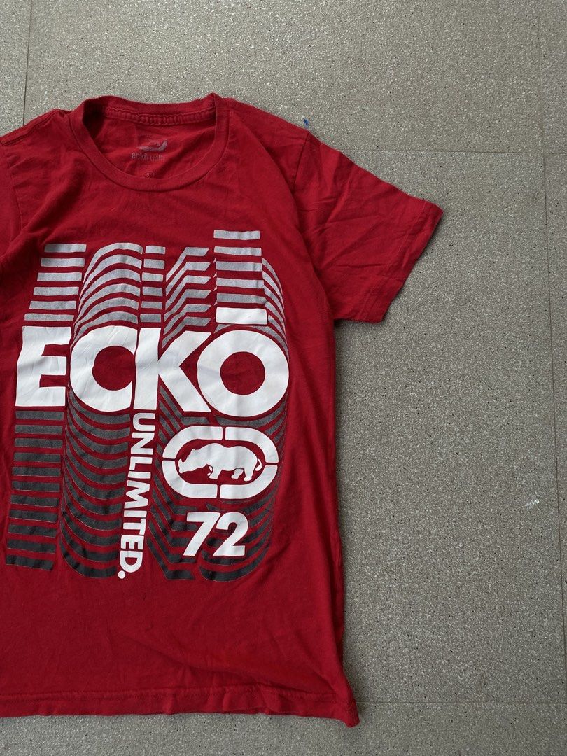 Y2k Ecko Graphic T-Shirt (Category: Tshirts & Polo Shirts ) located in Caloocan City. Submitted by webspot (Listing ID 1470793382, Image 3). Description: Y2k Ecko Graphic T-Shirt Size - Medium Width - 18 Length - 26.