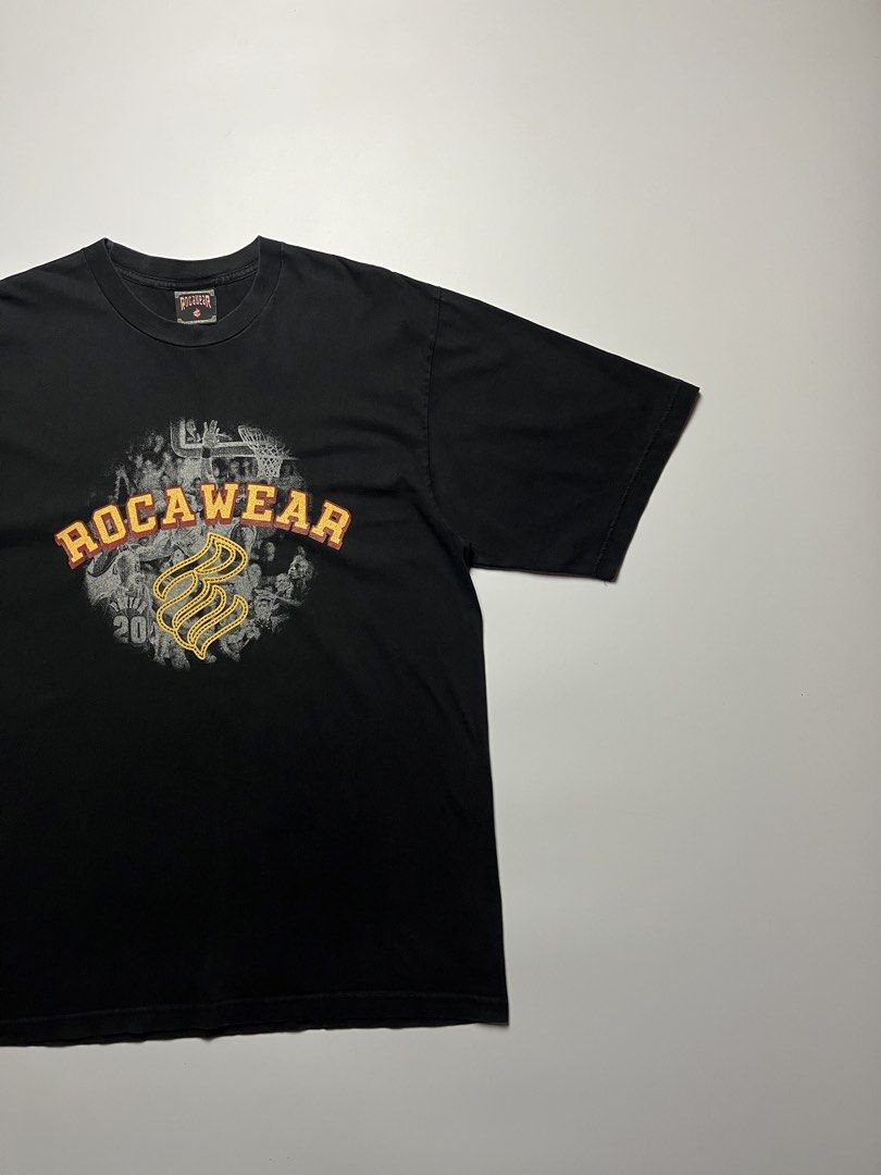 Y2K Rocawear Graphic Tee (Category: Formal Shirts) located in Bulacan. Submitted by way2lifestyle (Listing ID 1470863556, Image 2). Description: (In Inches) Best Fit: XL Width: 22” Length: 30” Excellent condition.