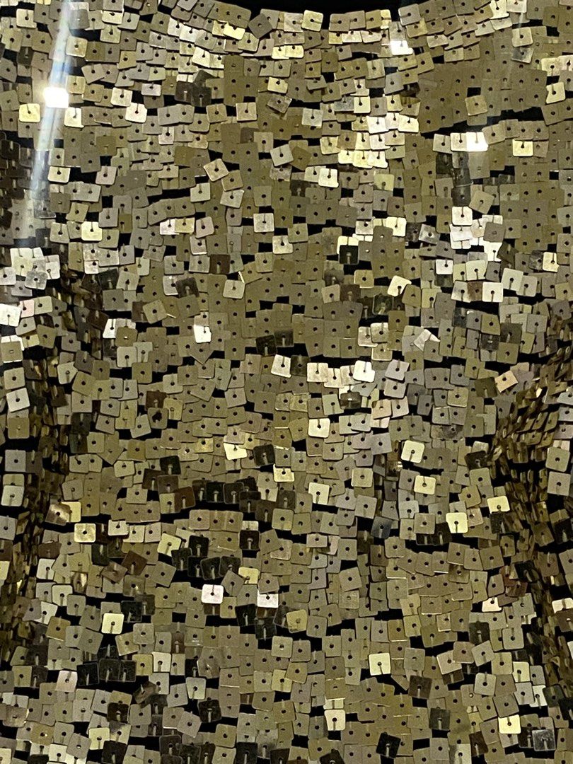 Y2k Vintage Fully Embellished Gold Sequins Top (Category: Others Tops) located in Cabuyao City. Submitted by ryn.vlx (Listing ID 1470809491, Image 2). Description: S-m Stretchy fabric.