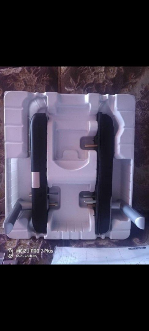 Yale YDM3313 Digital Smart Door Lock (Category: Locks, Doors & Gates) located in Taguig. Submitted by grandfish_55ab5c (Listing ID 1470927131, Image 3). Description: - Brand: Yale YDM3313 Smart Digital Door Lock note: kulang po ito ng isang part ung nasa picture po na may circle na red. yan lang po ang missing - Color: Sleek black and silver finish - Condition: Brand new, unused parts in original molded packaging - Full Inclusion: Front/back pane