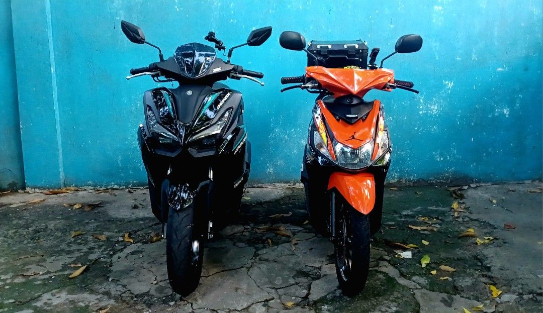 Yamaha Mio i125 Scooter with Top Box (Category: Motorbikes for Sale) located in Manila. Submitted by nba.cards.manila (Listing ID 1470755837, Image 2). Description: For Sale !!! Yamaha Mio i 125 2021 Model Orig OR/CR 2 keys 21K odo 1st Owner 2 Valid id with 3 signatures Open DOS Registered until 2027 Good running condition ALL GOODS NOT BUDGETMEAL SARIWA ANG UNIT WYSWYG UPGRADES : RCBuild -RCB Rear Shock -RCB Breaklever -RCB Handle Grip -RCB Brea