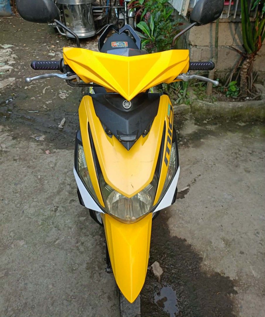 Yamaha Mio i 125 Yellow (Category: Motorbikes for Sale) located in Calamba. Submitted by altheatey (Listing ID 1470868191, Image 2). Description: FOR SALE MIO i125 ‼️ •2019YEAR MODEL •ORIGINAL OR CR WITH DOS •REGISTERED TILL 10/31/26 •ALL STOCK ENGINE •ALL WORKING •NEWLY CHANGE OIL & GEAR OIL •AS IS WHERE IS PASS SA SOBRA SELAN •GOODS SA SERVICE PWEDE MO CHECK 💵₱ 33,000 NEGOTIABLE IF SURE BUYER 📍LOC : CALAMBA LAGUNA.